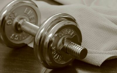 Dumbbell Coating Damage: What Causes It and How to Stop It