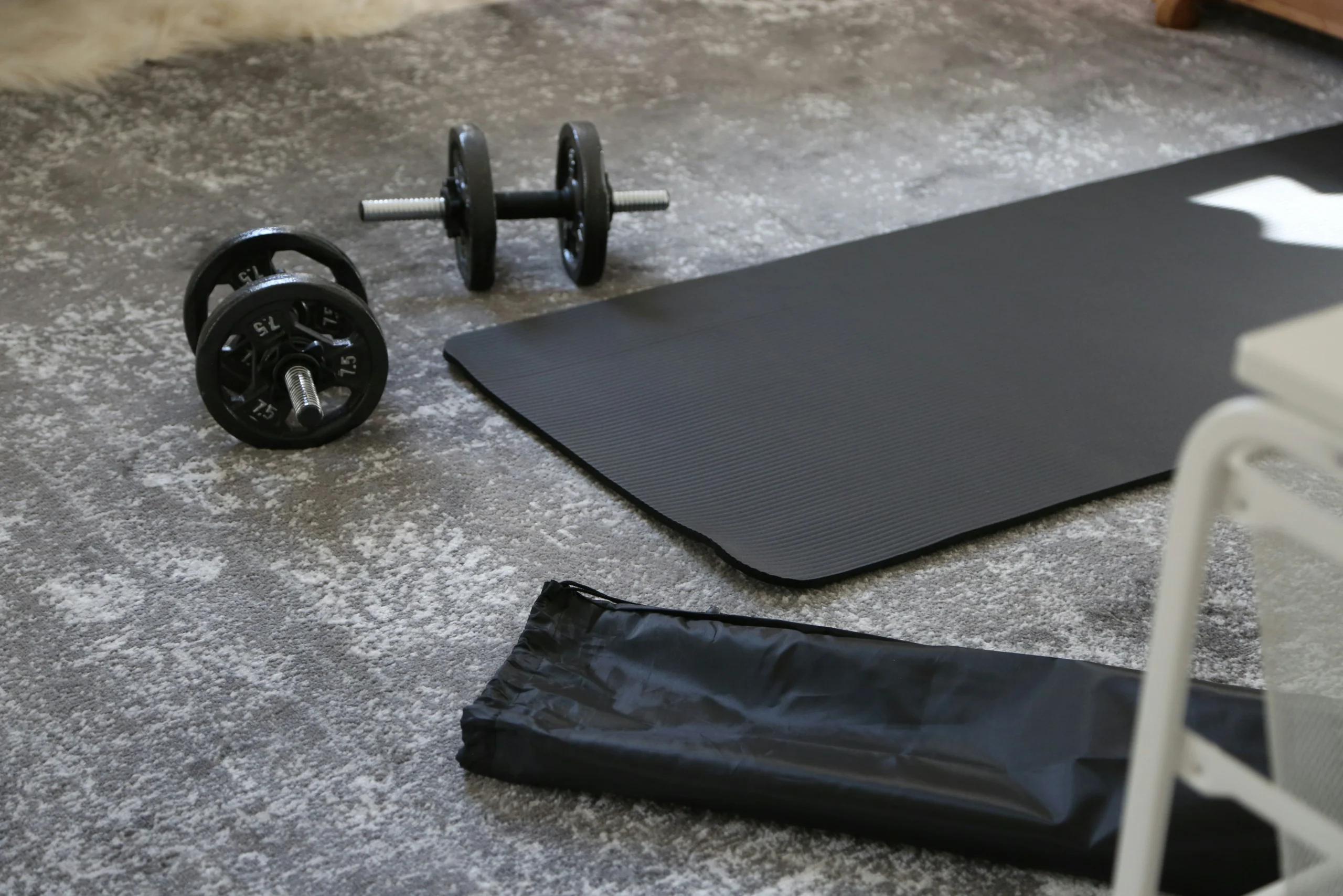 Executive power routines: 30-minute high-intensity home lifting.