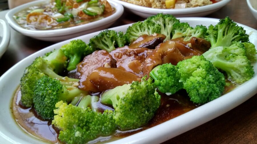 How to Eat for Muscle Gain Without Gaining Fat